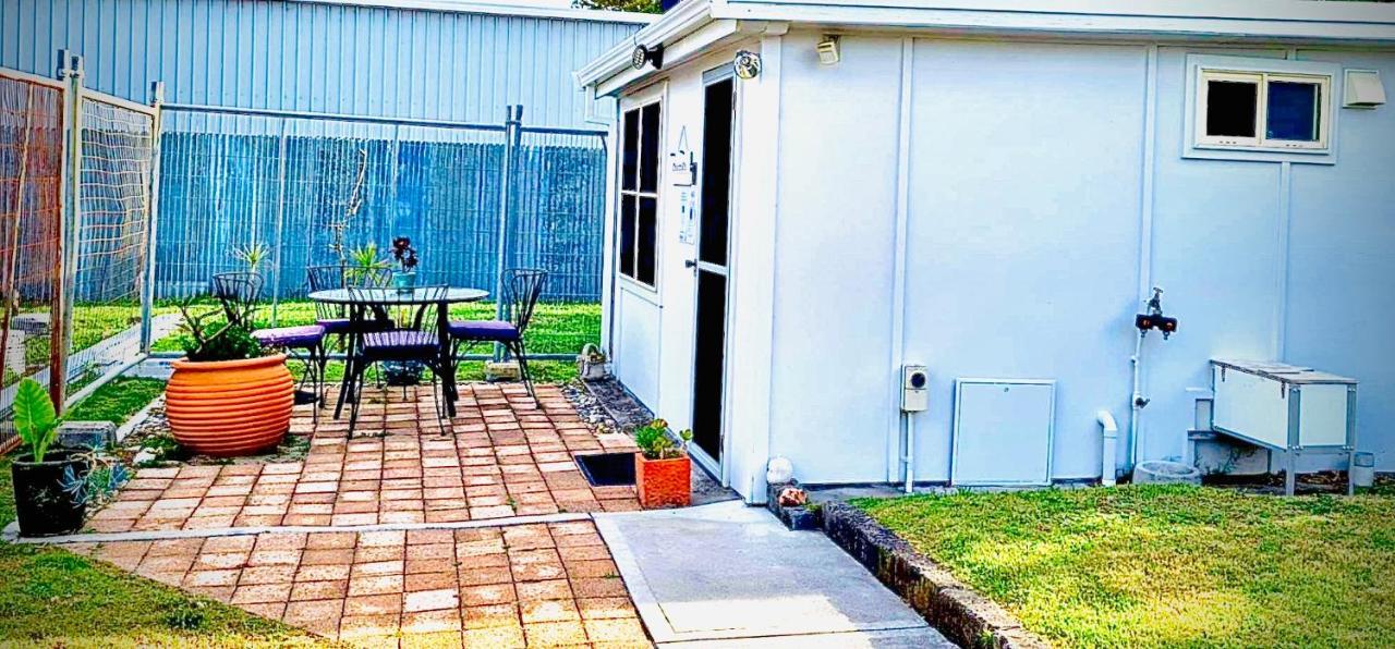 Churchill'S B&B Twin Spa Getaway Studio สวอนซี ภายนอก รูปภาพ
